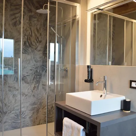 Casa Ani Bed & Breakfast 3*